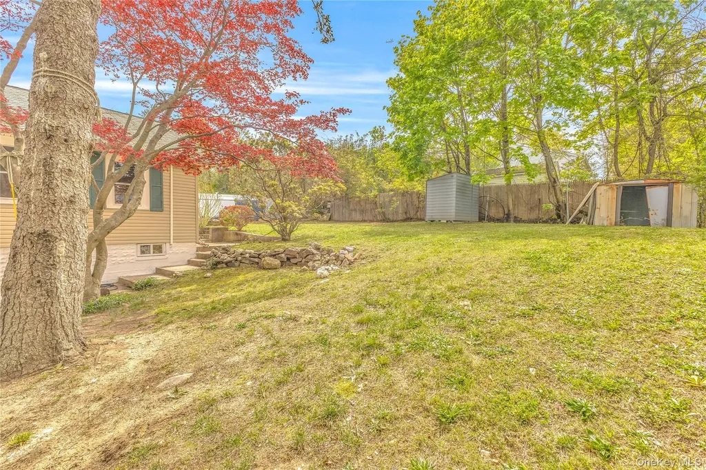 44 Somerset Road Rocky Point NY 11778