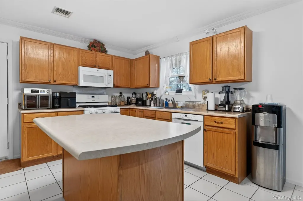 9 Silo Farm Place Middletown NY 10941