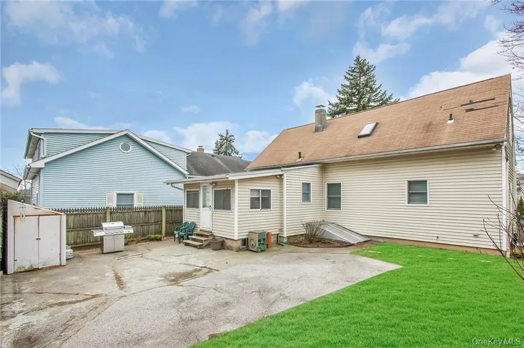 22 Pearl Avenue West Harrison NY 10604