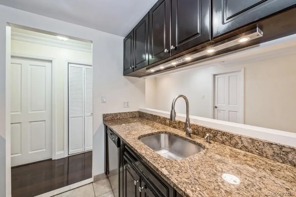 141-16 84th Drive Briarwood NY 11435