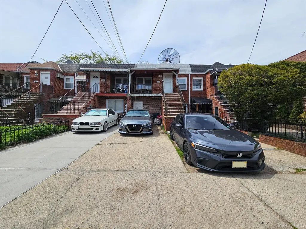 2048 E 53rd Place Brooklyn NY 11234