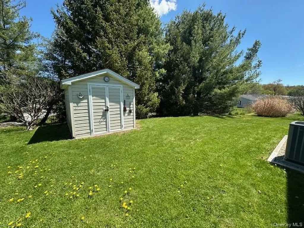 35 Gables Boulevard Poughkeepsie NY 12603