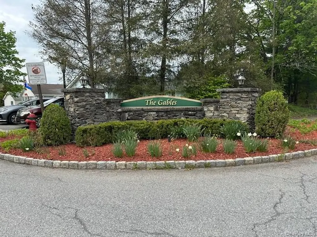 35 Gables Boulevard Poughkeepsie NY 12603