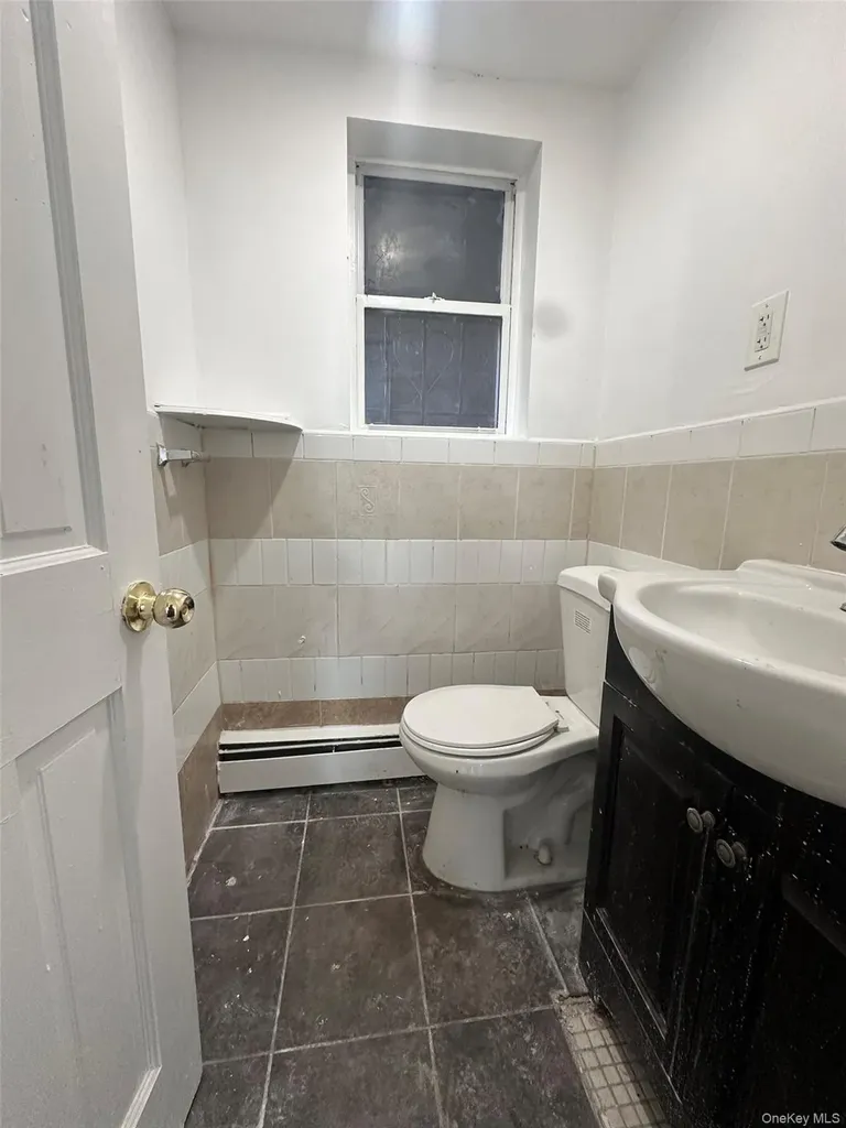 4222 College Point Boulevard Flushing NY 11355