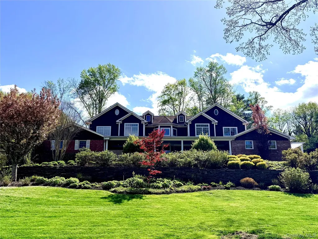 8 White Birch Drive Dix Hills NY 11746