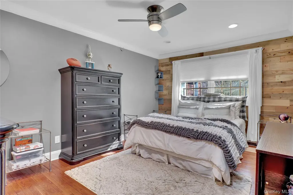 8 White Birch Drive Dix Hills NY 11746