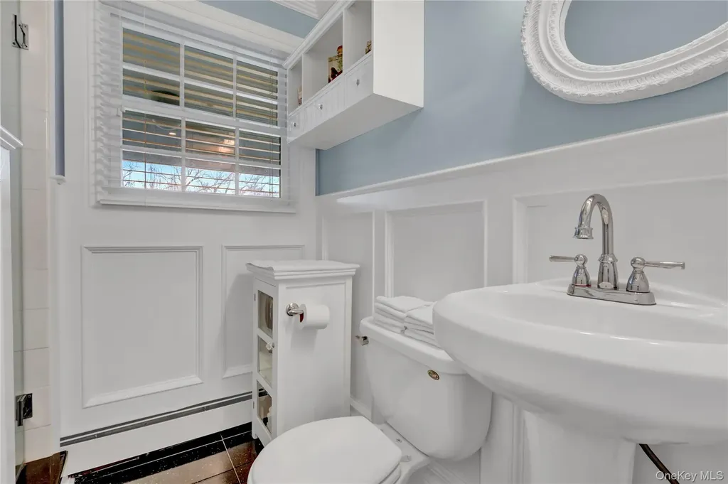 8 White Birch Drive Dix Hills NY 11746