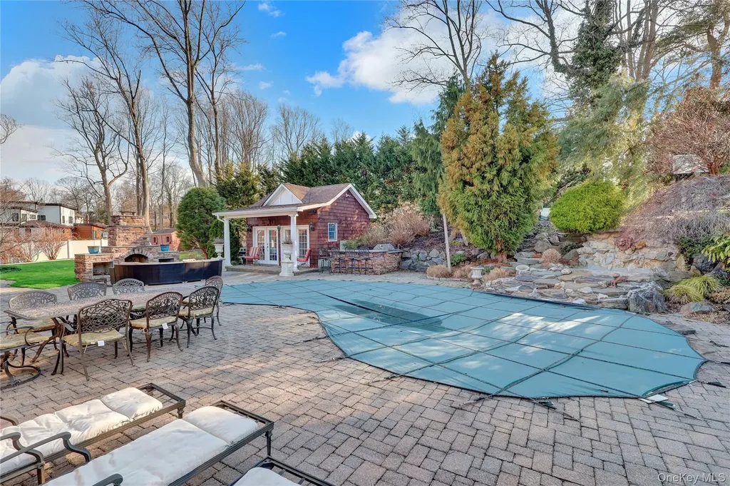 8 White Birch Drive Dix Hills NY 11746