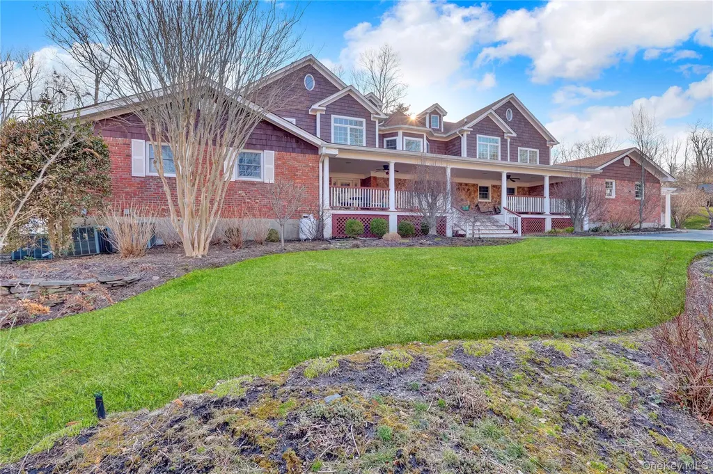 8 White Birch Drive Dix Hills NY 11746