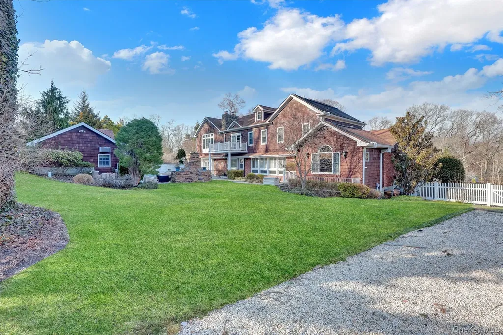 8 White Birch Drive Dix Hills NY 11746
