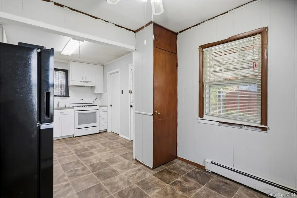 184 Magnolia Drive Mastic Beach NY 11951