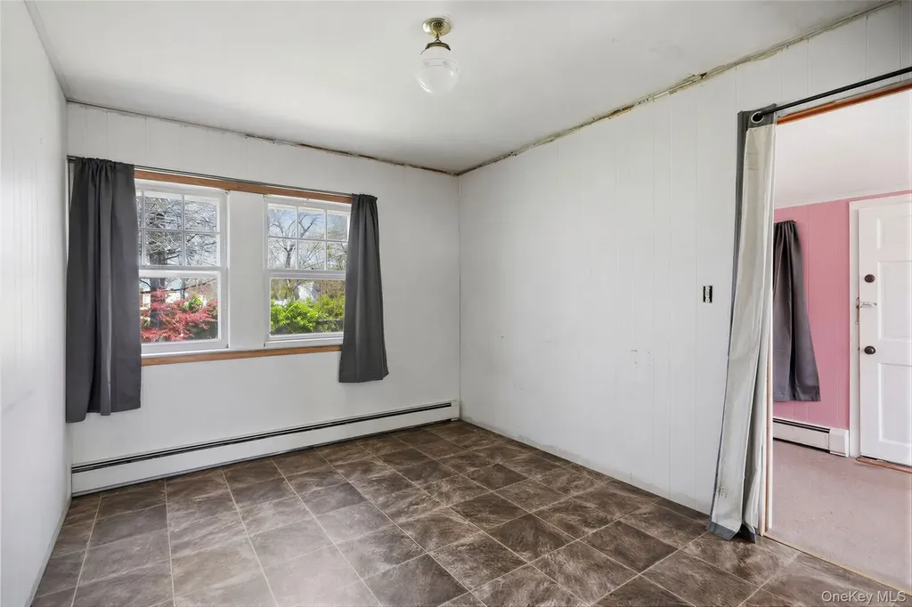 184 Magnolia Drive Mastic Beach NY 11951