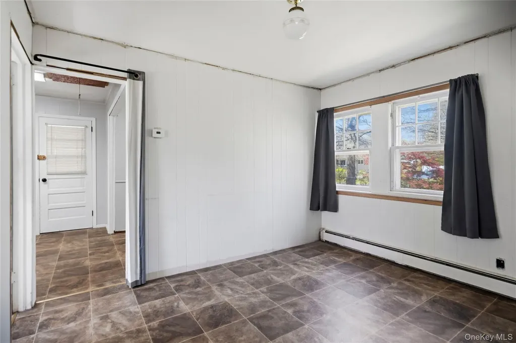 184 Magnolia Drive Mastic Beach NY 11951