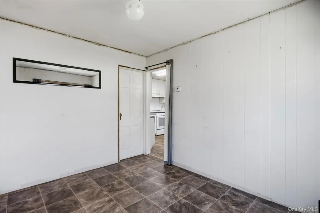 184 Magnolia Drive Mastic Beach NY 11951