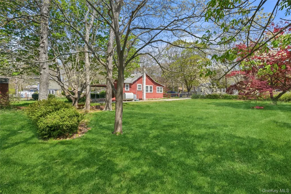 184 Magnolia Drive Mastic Beach NY 11951