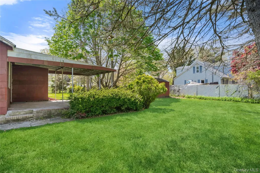 184 Magnolia Drive Mastic Beach NY 11951