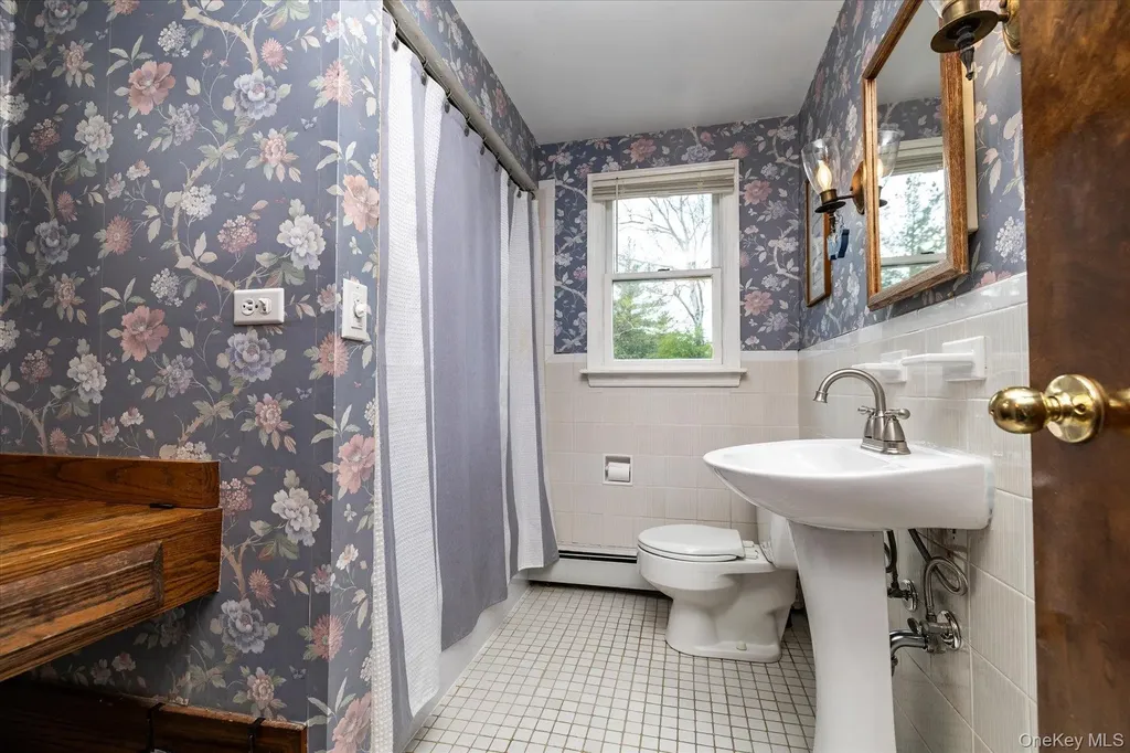 1682 Hannington Avenue Wantagh NY 11793