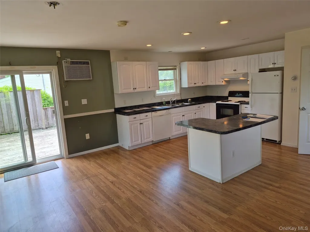 24 Lavender Road Rocky Point NY 11778