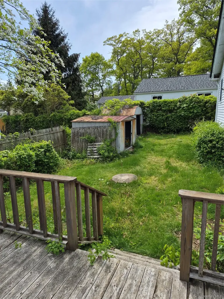 24 Lavender Road Rocky Point NY 11778