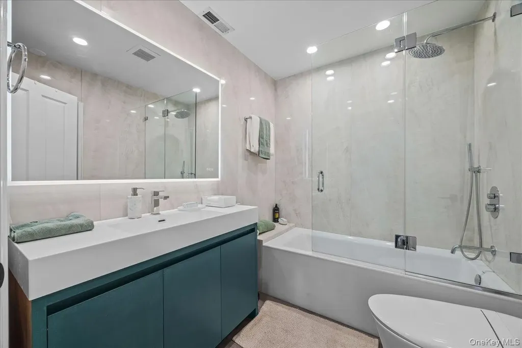 852 Dean Avenue Bronx NY 10465