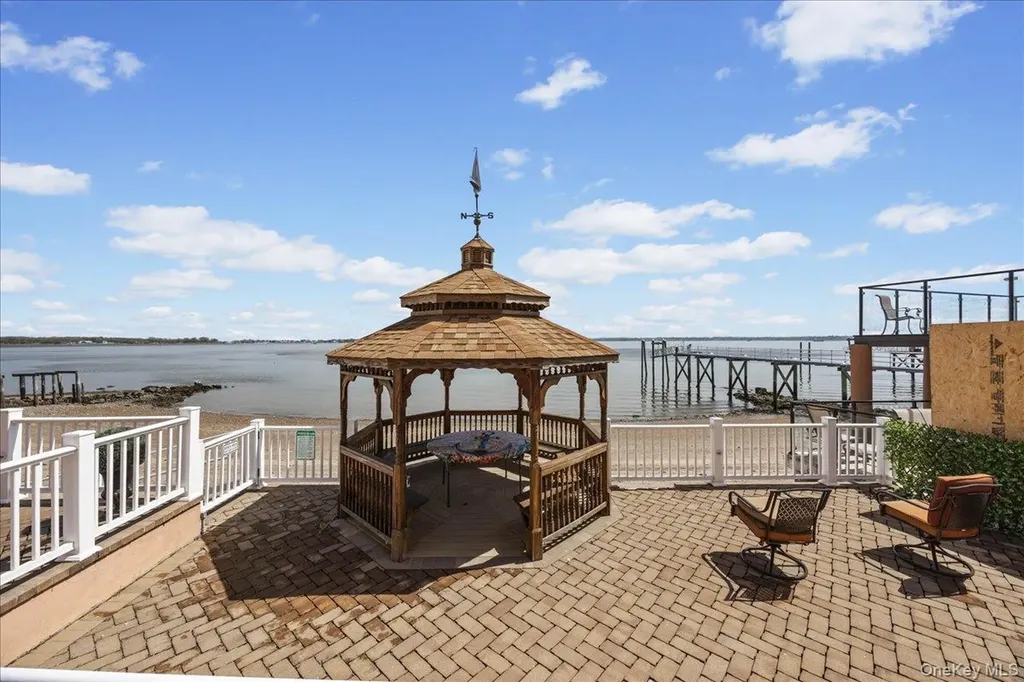 852 Dean Avenue Bronx NY 10465