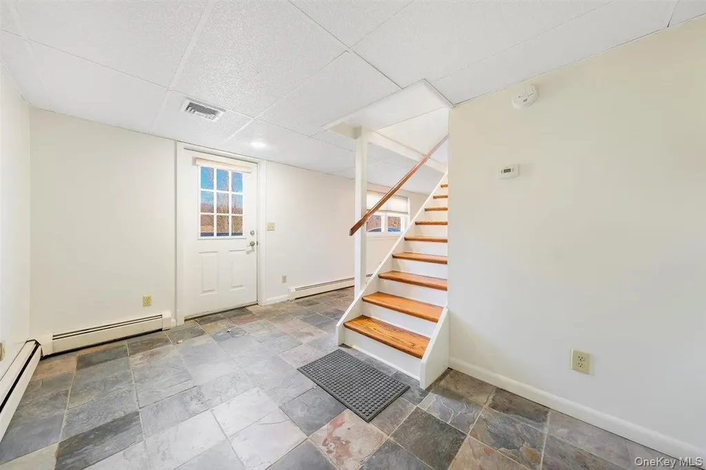 22 Quaker Hill Road Monroe NY 10950