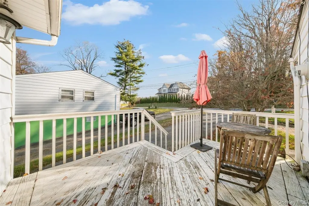 22 Quaker Hill Road Monroe NY 10950