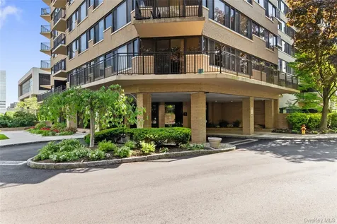 25 Rockledge Avenue White Plains NY 10601