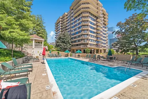 25 Rockledge Avenue White Plains NY 10601