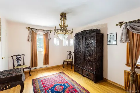 80-112 Tryon Place Jamaica Estates NY 11432