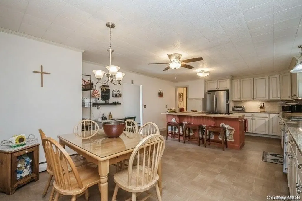 4 Greycourt Road Chester NY 10918