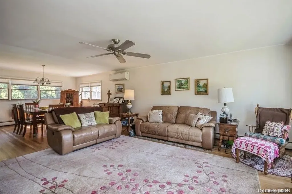 4 Greycourt Road Chester NY 10918