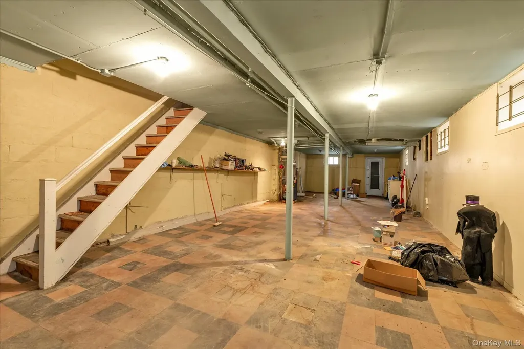 5936 69th Place Maspeth NY 11378