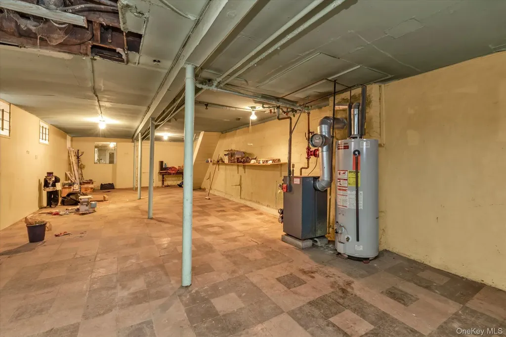 5936 69th Place Maspeth NY 11378