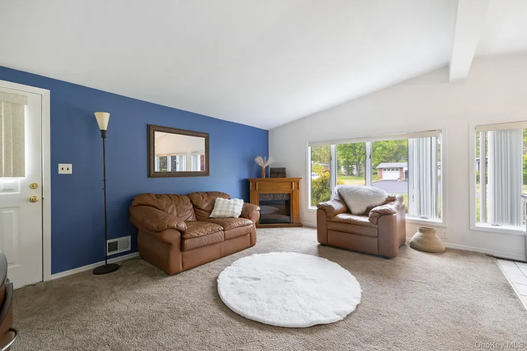 26 Carrie Lane Nanuet NY 10954