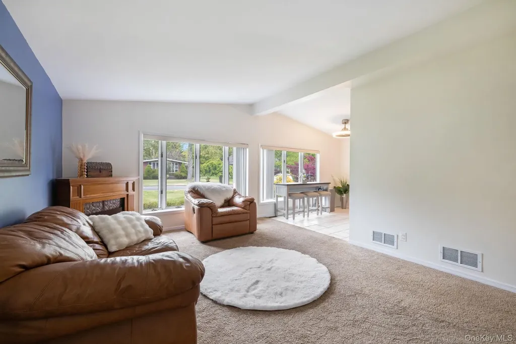 26 Carrie Lane Nanuet NY 10954