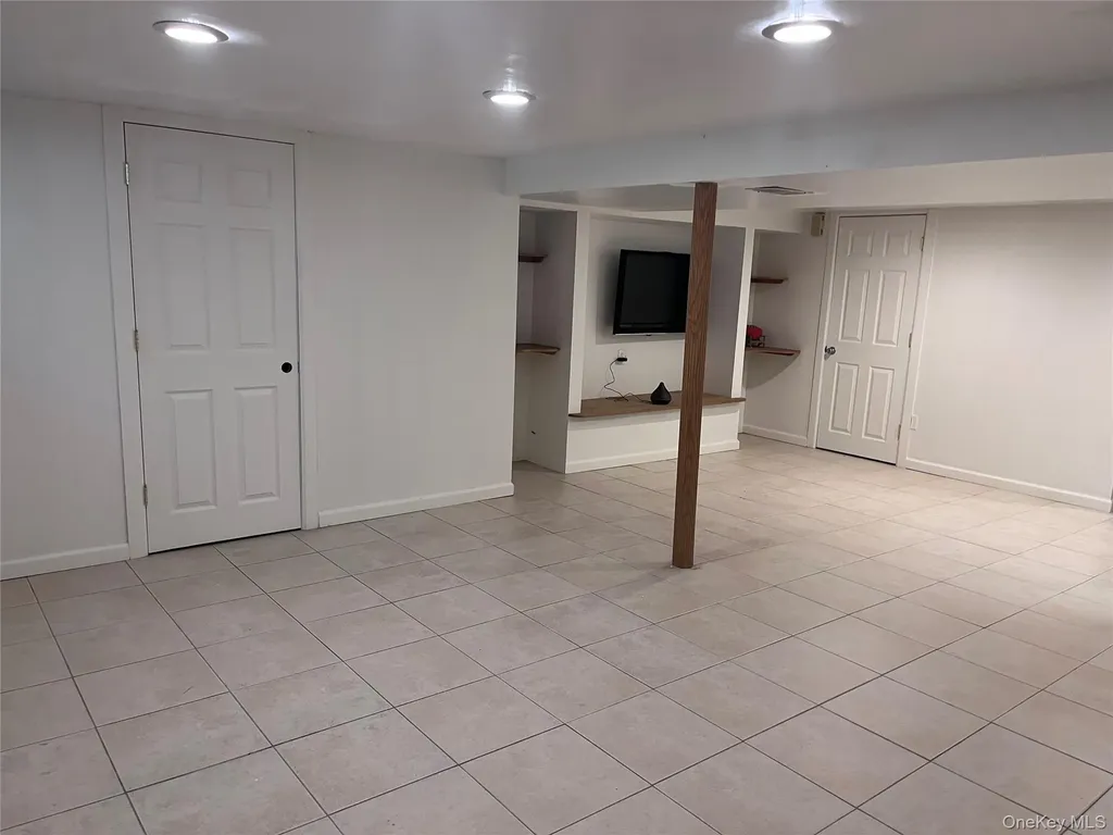 26 Carrie Lane Nanuet NY 10954
