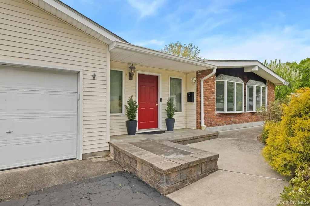 26 Carrie Lane Nanuet NY 10954