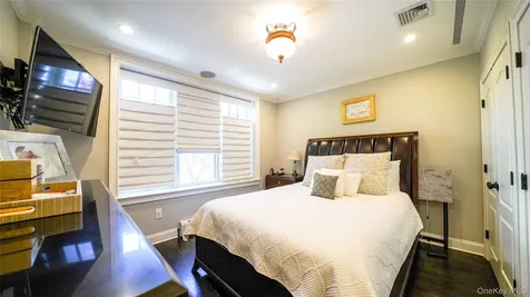 21-63 45th Street Astoria NY 11105