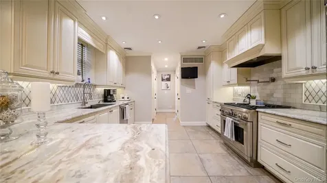 21-63 45th Street Astoria NY 11105