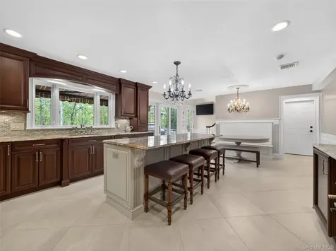 4 Abbey Road Orangeburg NY 10962