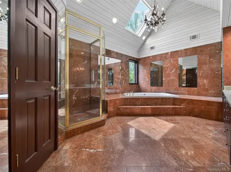 4 Abbey Road Orangeburg NY 10962