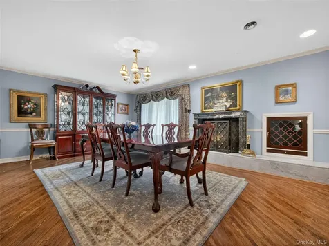 4 Abbey Road Orangeburg NY 10962