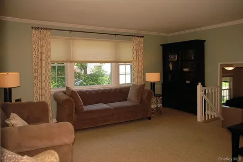 18 Coralyn Avenue White Plains NY 10605