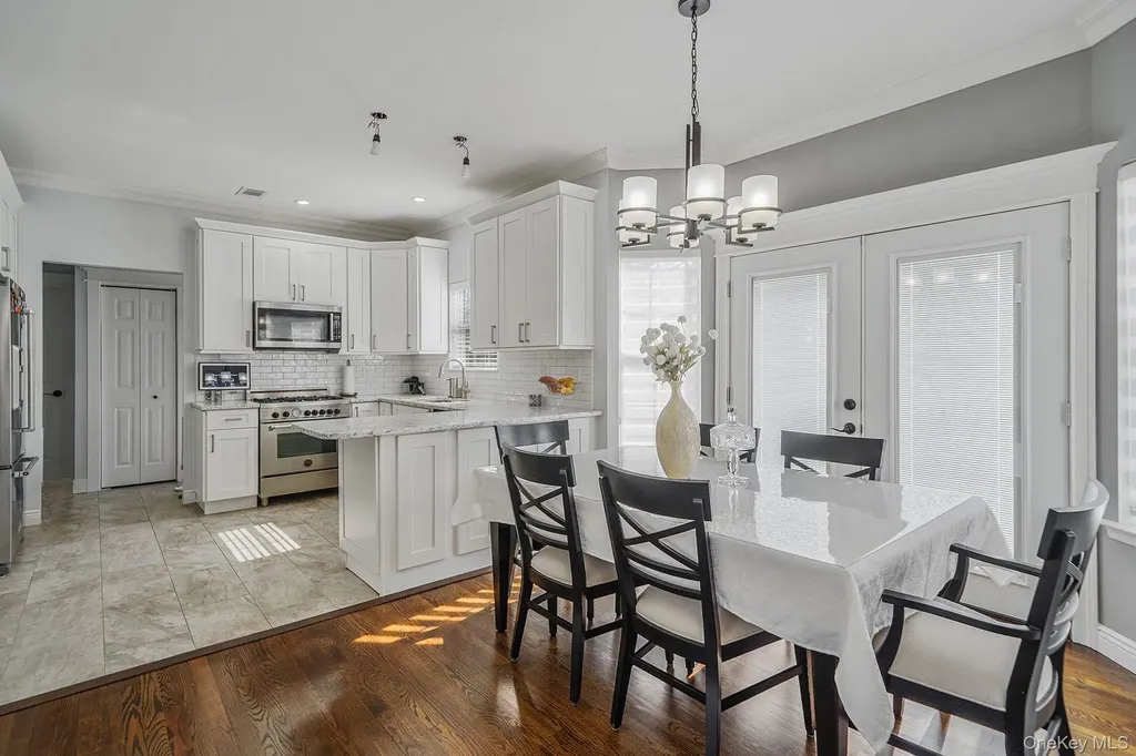 4 Jordan Drive Medford NY 11763