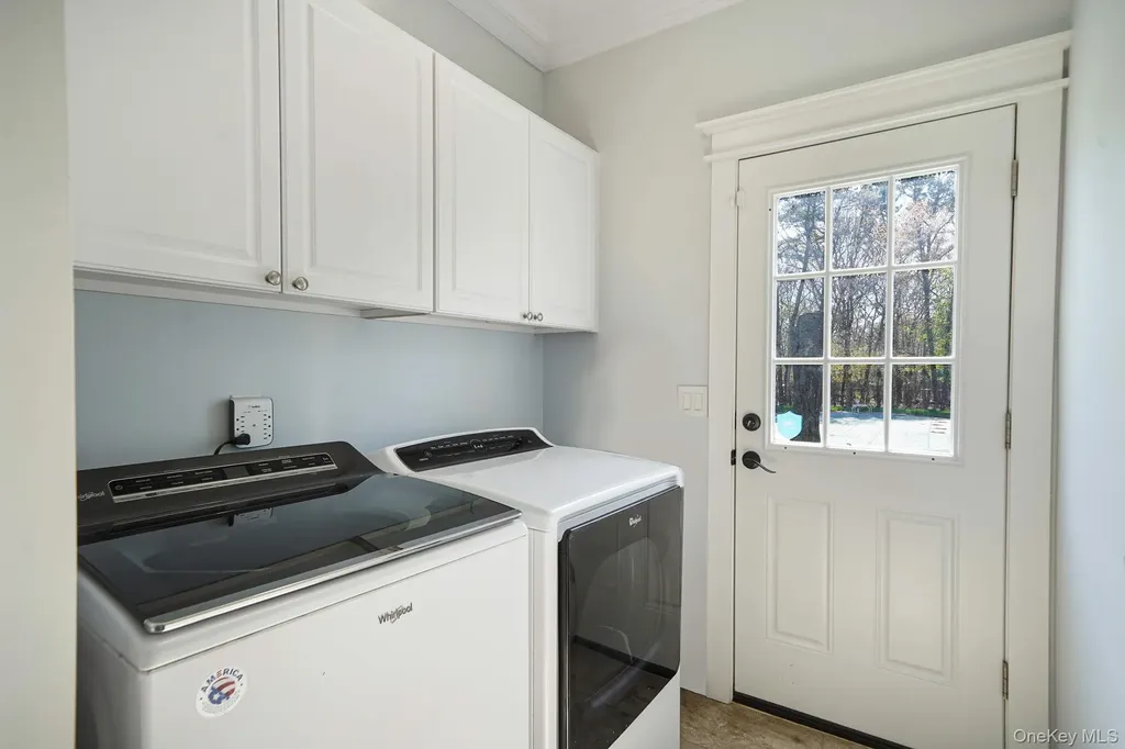 4 Jordan Drive Medford NY 11763