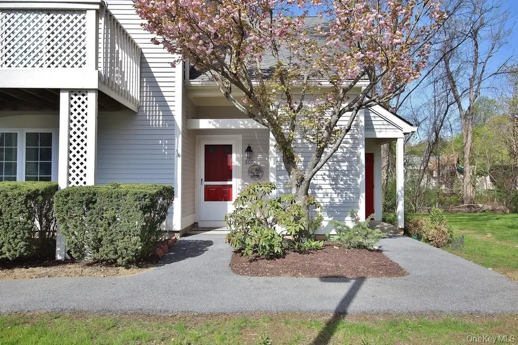 607 Chestnut Drive Carmel NY 10512