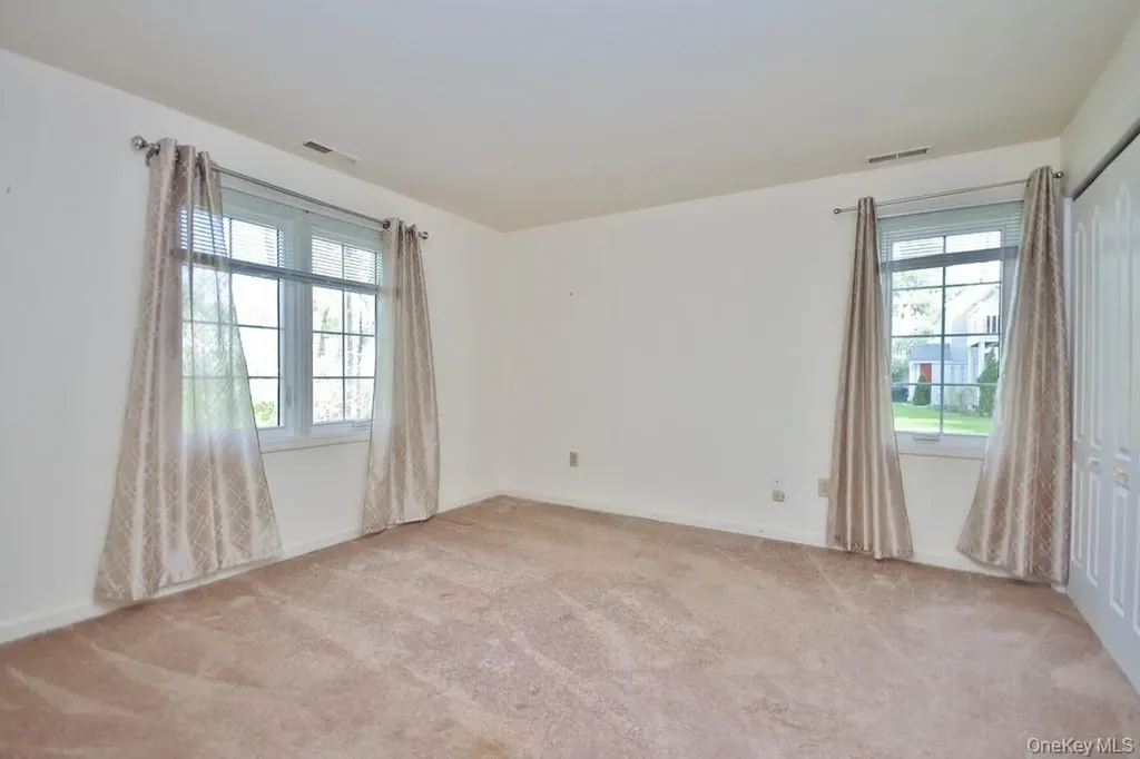 607 Chestnut Drive Carmel NY 10512