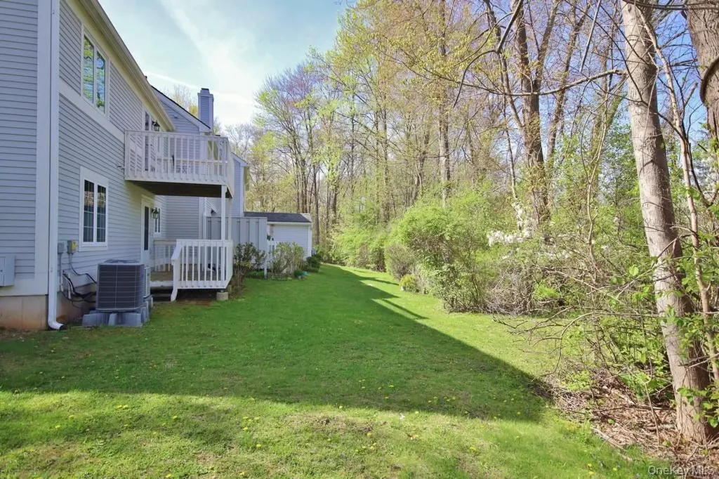 607 Chestnut Drive Carmel NY 10512