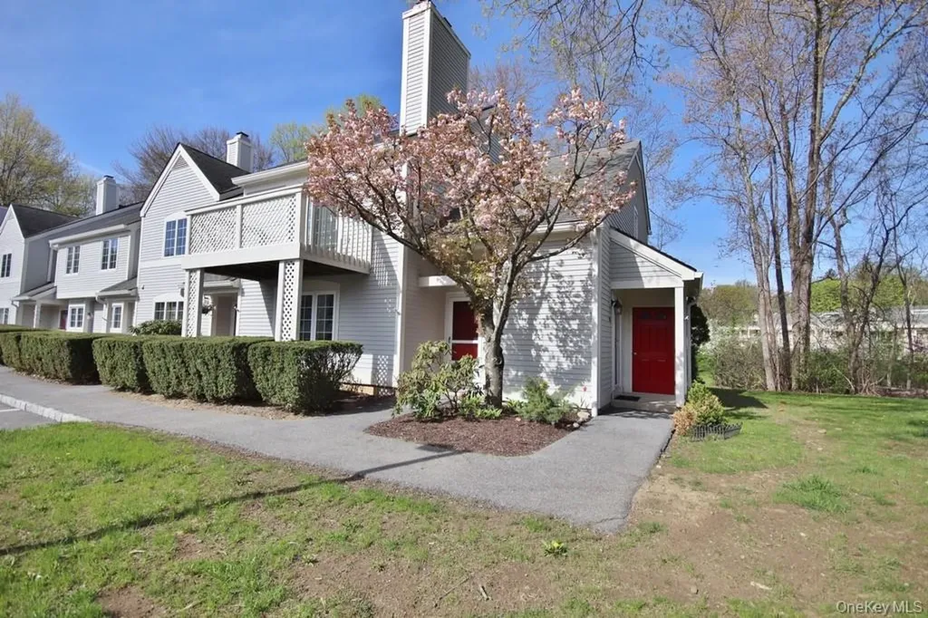 607 Chestnut Drive Carmel NY 10512